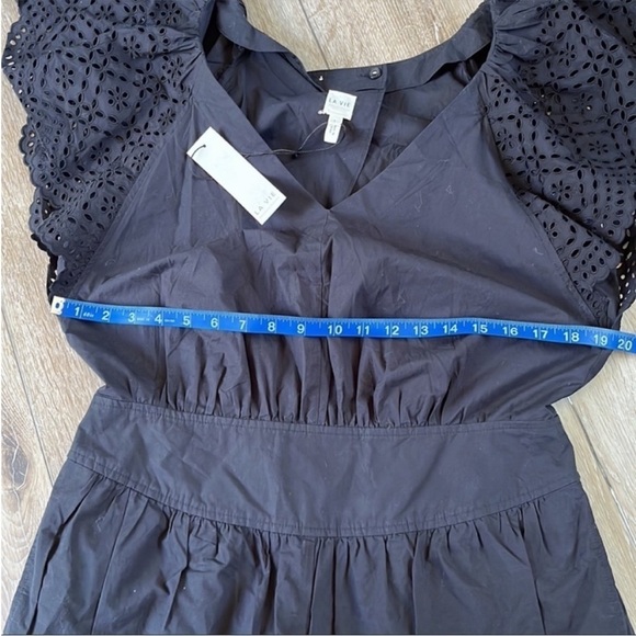 Rebecca Taylor La Vie Agatha Embroidered Eyelet Flutter Sleeve Romper - Picture 14 of 15